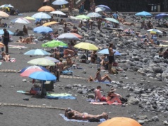Fala upałów uderzy w Wyspy Kanaryjskie. AEMET wydał alert