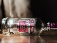 Dwa dni picia po odkryciu zwłok. Żona zadźgała byłego męża