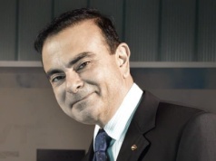 „Renault i Nissan mogły się połączyć, ale Japończycy tego nie chcieli”. Carlos Ghosn mówi o skorumpowanym japońskim wymiarze sprawiedliwości.