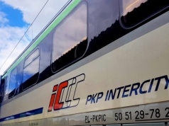 Pociągi PKP Intercity pojadą 320 km/h. Co z przetargiem?