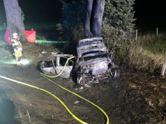 Śmiertelny wypadek na DW-696. Samochód rozerwany na pół
