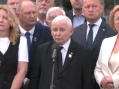 Aktywiści zakłócili przemowę Kaczyńskiego podczas miesięczny smoleńskiej. „Śmiecie”