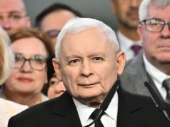 Kaczyński wściekły na miesięcznicy smoleńskiej. Sięgnął po słowa, które nie przystoją prezesowi