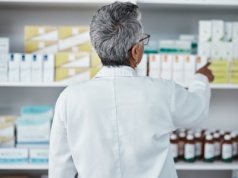 W aptece oddamy butelki po piwie? Kontrowersyjne zapisy wywołują sprzeciw