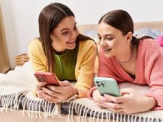 Gwiazda OnlyFans w reklamie kosmetyków L'OrĂŠal dla nastolatek. 