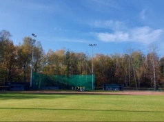 Na niedawno oddanym do użytku stadionie już trzeba wymienić drenaż boiska. 