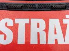 Płonęło pole, a gospodarz groził strażakom widłami