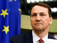 Sikorski premierem zamiast Tuska? Polacy odpowiedzieli w sondażu
