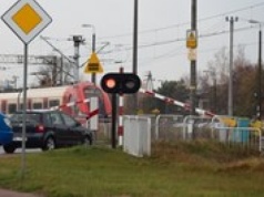 Tragedia na torach koło Gniezna. Zginął policjant