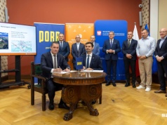 Podpisanie umów na rozbudowę DK nr 22 oraz na obwodnicę Bobolic [ZDJĘCIA]