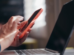 Nawet 80% mniej telefonów do aptek dzięki funkcji śledzenia recept w NHS App