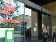Chcesz załatwić urzędową sprawę w piątek? Lepiej wybierz inny termin