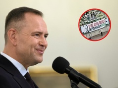 Tak kibice Lechii zareagowali na obecność Nawrockiego. Wymowny transparent