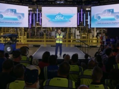 Ford nie chce popełnić błędu Tesli. Zapowiada taniego elektrycznego pickupa w 2027 roku