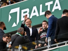 Prezydent na stadionie Lechii Gdańsk. Odwiedził dawnych znajomych
