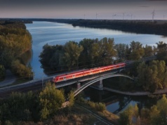 Długi weekend z POLREGIO. Specjalne bilety i dodatkowe połączenia