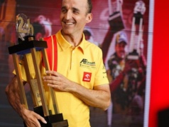 Kubica ekspertem od offshore? Sprawdził się w teleturnieju