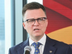 Alarmujący sondaż dla Szymona Hołowni. Taką notę wystawili mu Polacy. Wyniki mówią same za siebie