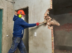 Polacy wyjeżdżają do Niemiec. Zarobią tam dwa razy więcej niż w kraju
