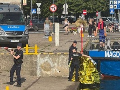 Przy nabrzeżu unosił się fragment ludzkiego ciała. Makabryczne odkrycie w Świnoujściu