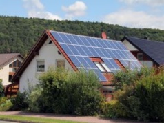 Upały a fotowoltaika. Panele wyprodukują mniej energii