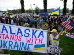 Ludzie wyszli na ulice. Protesty przed szczytem Trump-Putin