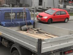 Wstrząsające informacje z samego rana. Auto spadło wprost na niego. Błyskawiczna akcja śmigłowca LPR