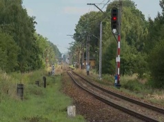 Samochód wjechał pod pociąg. Wszyscy pasażerowie zginęli