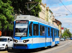 Tramwaje w Krakowie faktycznie mają średnio prawie 25 lat. MPK rozwiewa wątpliwości