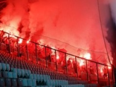 Polscy kibice zaatakowali autokar izraelskich fanów? Skandal goni skandal