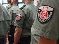 Celnicy z modernizacyjnymi podwyżkami