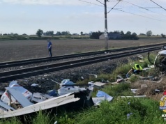 Tragiczny wypadek. Kamper zderzył się z pociągiem relacji Olsztyn–Bydgoszcz