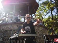 Elektroniczne rytmy i muzyczne eksperymenty w Parku Młodzieżowym. Trwa cykl „Muzyczna altana” [FOTO/VIDEO]