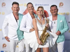 Dorota z zespołu MiG w zachwycającej stylizacji na festiwalu w Mrągowie