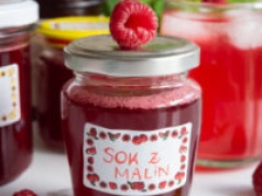 Sok z malin