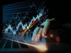 Przegląd dnia Comparic.pl: Co dalej z XRP? Analityk ostrzega przed spadkiem do 2,87 – 2,55 USD!