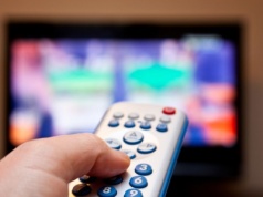 Skarbówka nie odpuszcza. Nie zrobisz tego ze starym telewizorem, możesz nawet stracić część emerytury