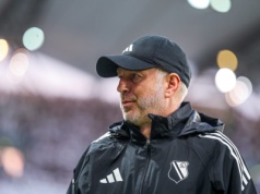 Iordanescu kuszony wielkimi pieniędzmi. W Rumunii trąbią