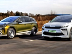 Nowe Skody Enyaq i Enyaq Coupe: elektryczny bestseller w jeszcze lepszym wydaniu