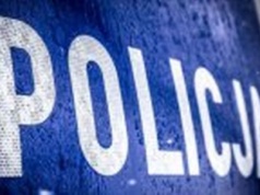 Do Komendy Powiatowej Policji przyszedł mężczyzna, który poinformował, że jest poszukiwany i chce już odbyć zasądzoną mu karę.