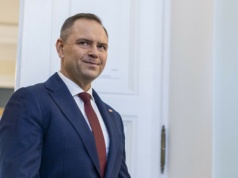 Obiecywał obecność przy każdym stole. Prawda okazała się zupełnie inna
