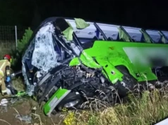 Poważny wypadek na S7 pod Nidzicą. Zderzenie ciężarówki z autobusem