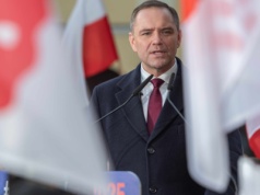 Zmian w szkołach i przedszkolach od 1 września może nie być. Związkowcy chcą weta