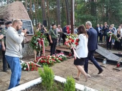 Zginęło wtedy 67 osób. Upamiętnili ofiary największej katastrofy kolejowej w powojennej Polsce