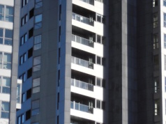 Niemiecki gigant kupił tysiące mieszkań nad Wisłą. Polacy zostają wiecznymi najemcami