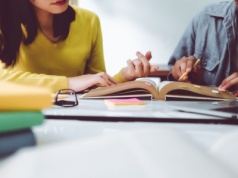 Od 1 września w szkołach edukacja obywatelska