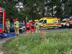 Zderzenie trzech pojazdów na DW 432