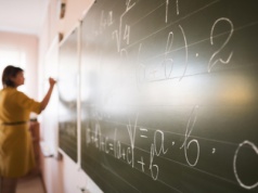 Nowe zasady zatrudnienia i wynagrodzeń nauczycieli