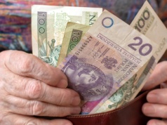 Waloryzacja emerytur 2026. Ile wyniosą świadczenia po podwyżkach? Oto przykłady