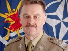 Gen. Samol ostrzega: Możemy zostać poświęceni na ołtarzu bezpieczeństwa Europy